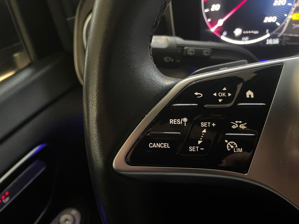 Fahrzeugabbildung Mercedes-Benz V 300 AVG extralang 8 Sitze Standhzg.EASY-PACK