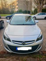 Opel Astra J 1.4 Turbo AUTOMATIK - Opel Astra mit Benzin-Antrieb: Kleinwagen, Automatik
