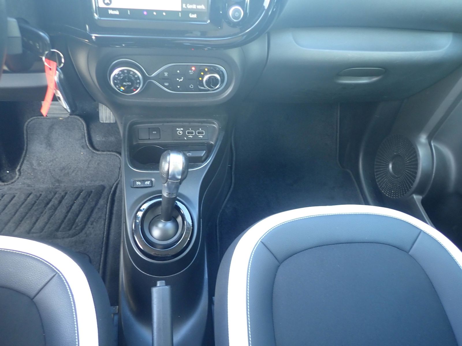 Fahrzeugabbildung Renault Twingo Urban Night Electric