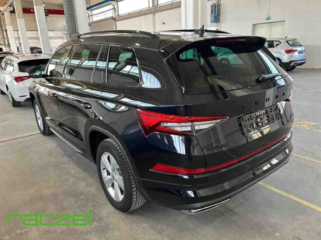 Fahrzeugabbildung SKODA Kodiaq KODIAQ RS TSI 2.0 StandHZG AHK Navi LED M
