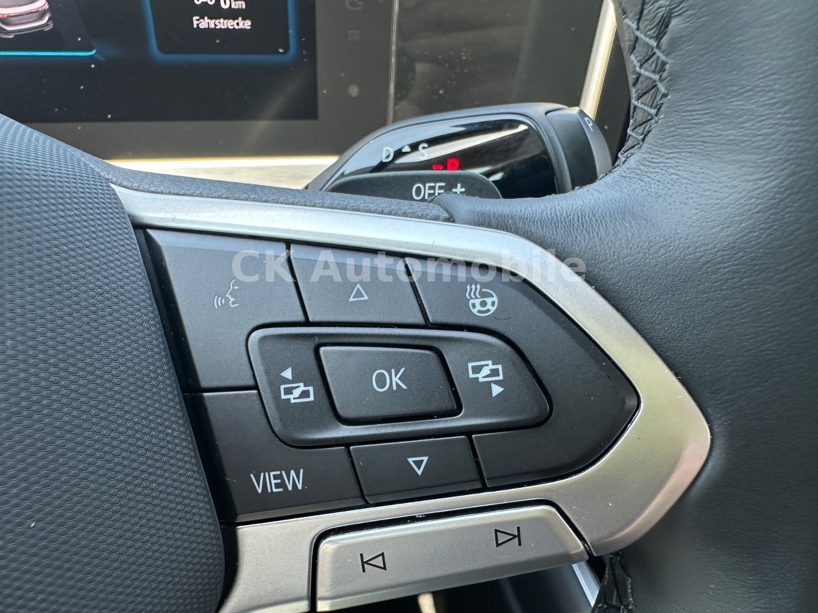 Fahrzeugabbildung Volkswagen Passat Variant 2.0 TDI Elegance/Kamera/ACC/LED