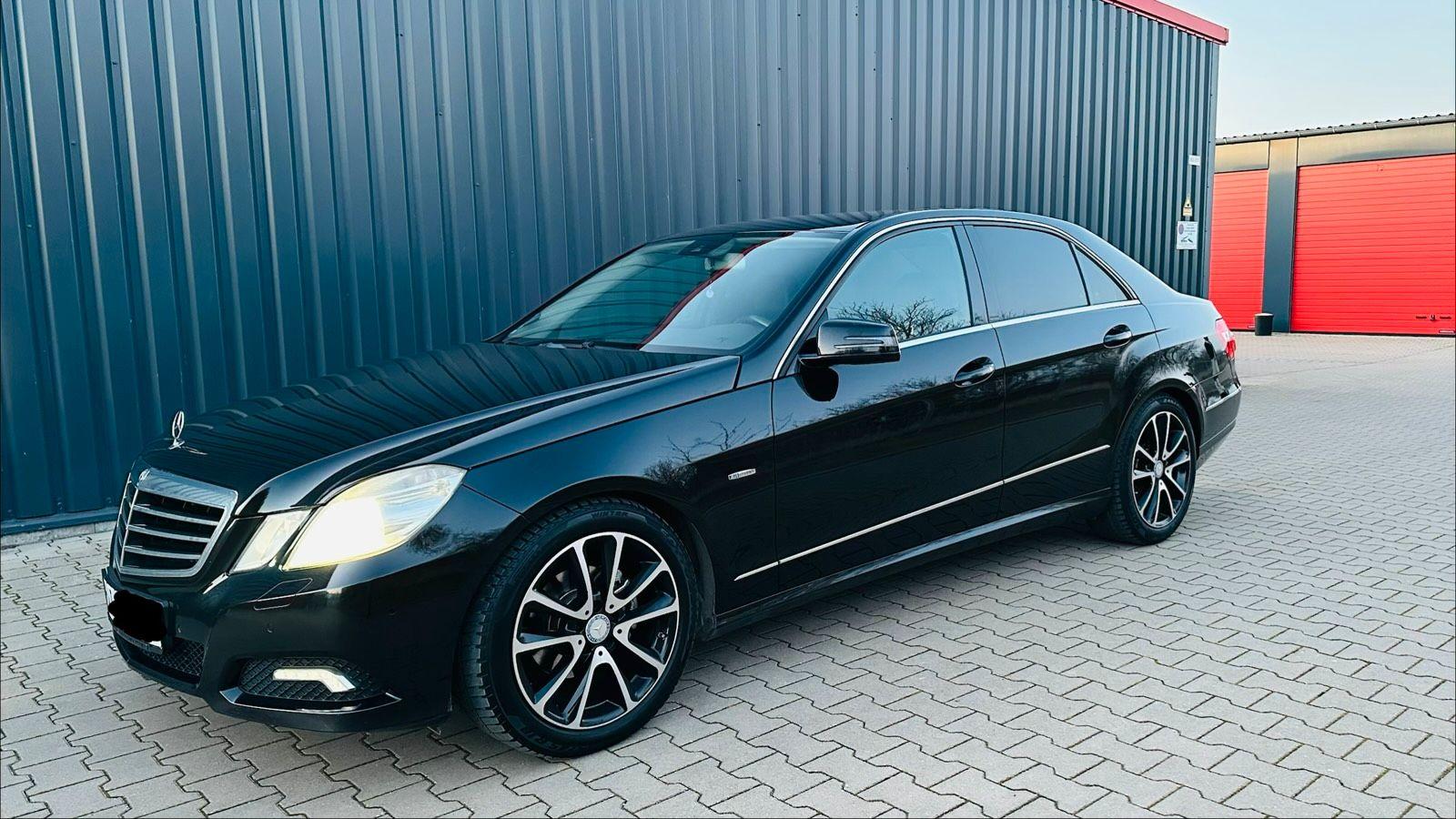 Mercedes-Benz E 220
