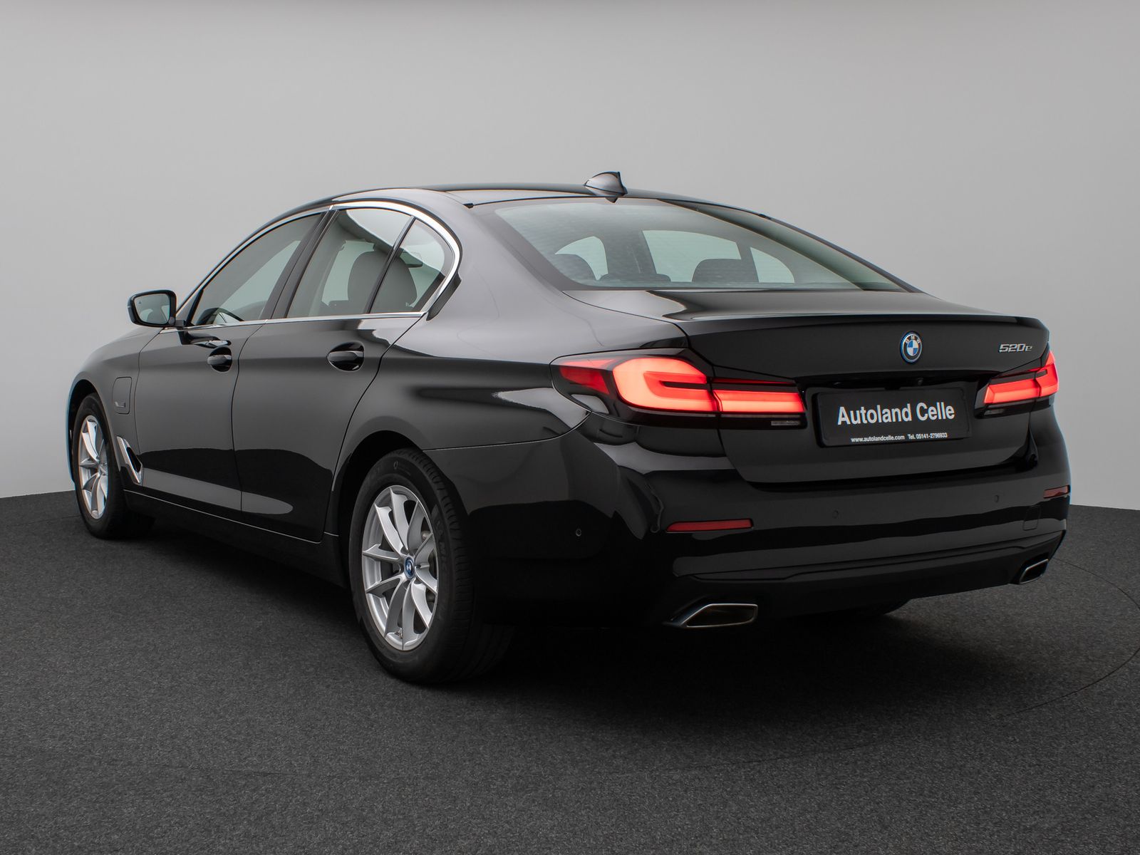 Fahrzeugabbildung BMW 520e Kamera DAB Sport Klima-4Zonen Alarm ParkAss