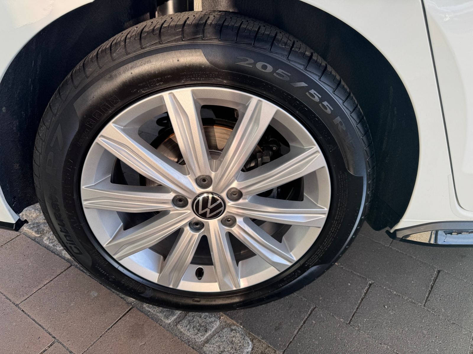 Volkswagen Touran - Bild 11