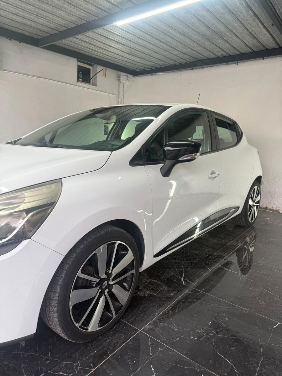 Renault Clio 2015 — photo 5