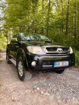 Toyota Hilux - 3.0L 171PS - TÜV NEU - Scha... - gebrauchte Toyota Hilux aus dem Jahr 2010