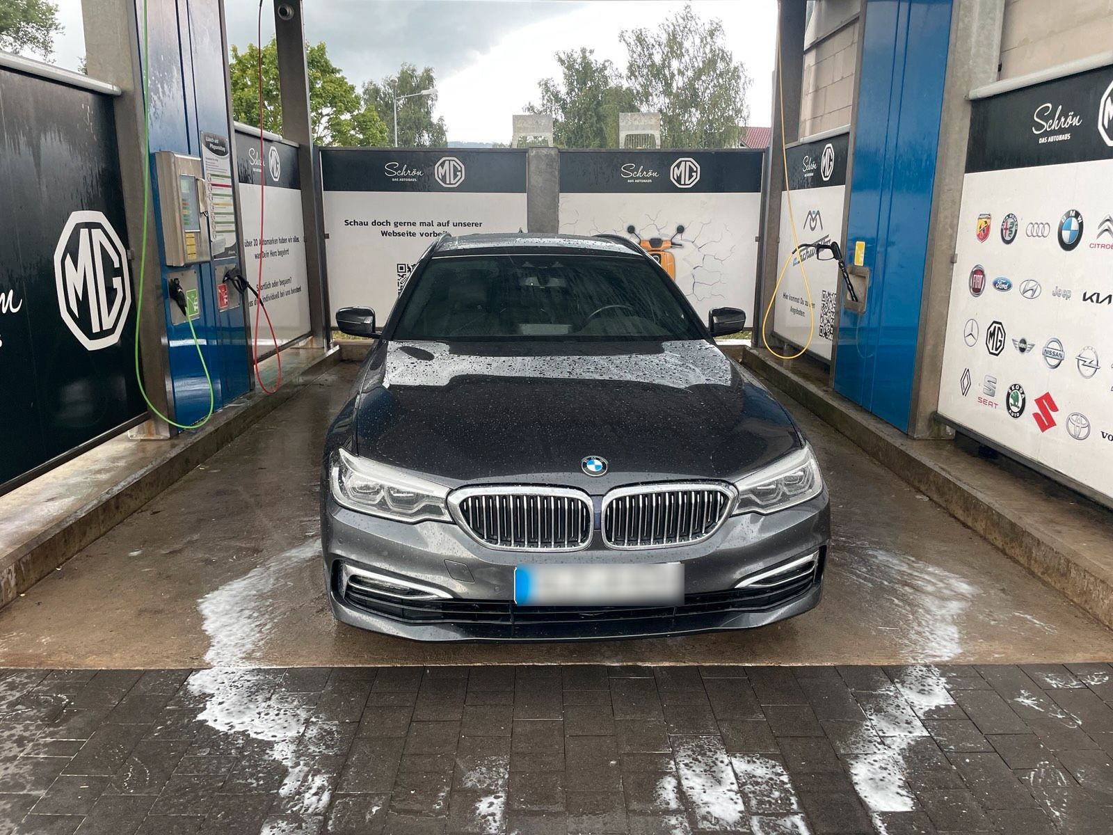 BMW Zum Verkauf steht ein  BMW 540d xdrive