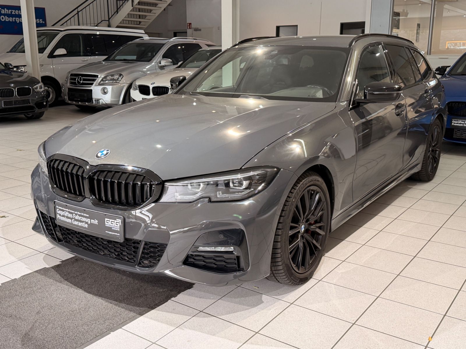 BMW 320 d xDrive M Sport* Shadow-Line* imagem 3