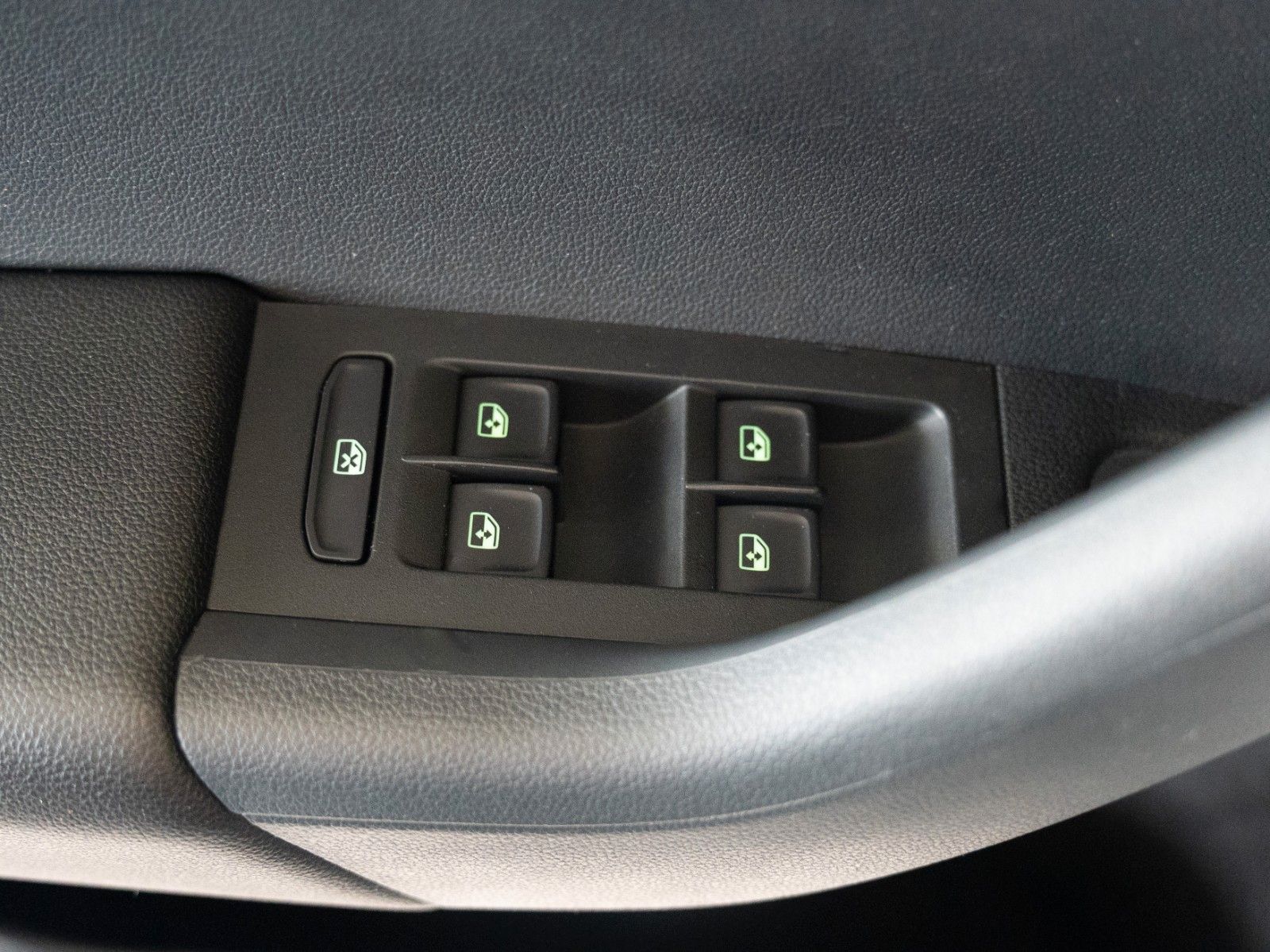 Fahrzeugabbildung SKODA Octavia Combi RS 4x4 AUTOM./SITZHZG./KAMERA