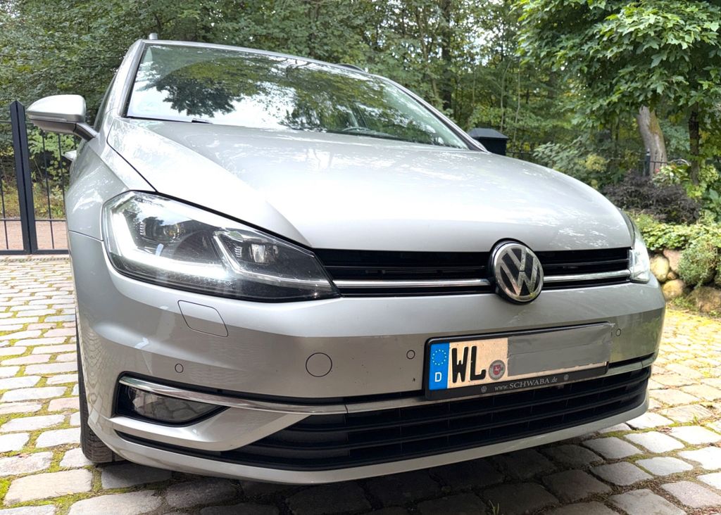 Image of Volkswagen Golf
