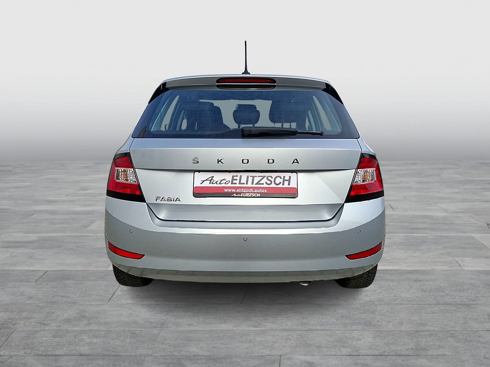 Fahrzeugabbildung SKODA Fabia 1.0 Cool-Plus Klima DAB PDC SH