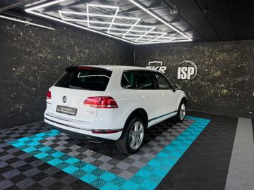 Volkswagen Touareg - 9