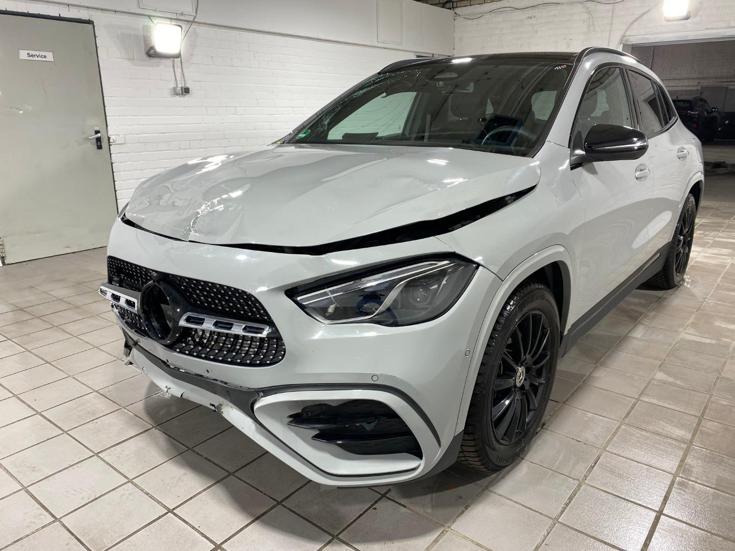 Mercedes-Benz GLA 250 4Matic AMG Line Advanced Plus Pano/AHK