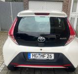 Toyota Aygo (X) 1,0-l-VVT-i x x - Toyota Aygo (X) in Mönchengladbach