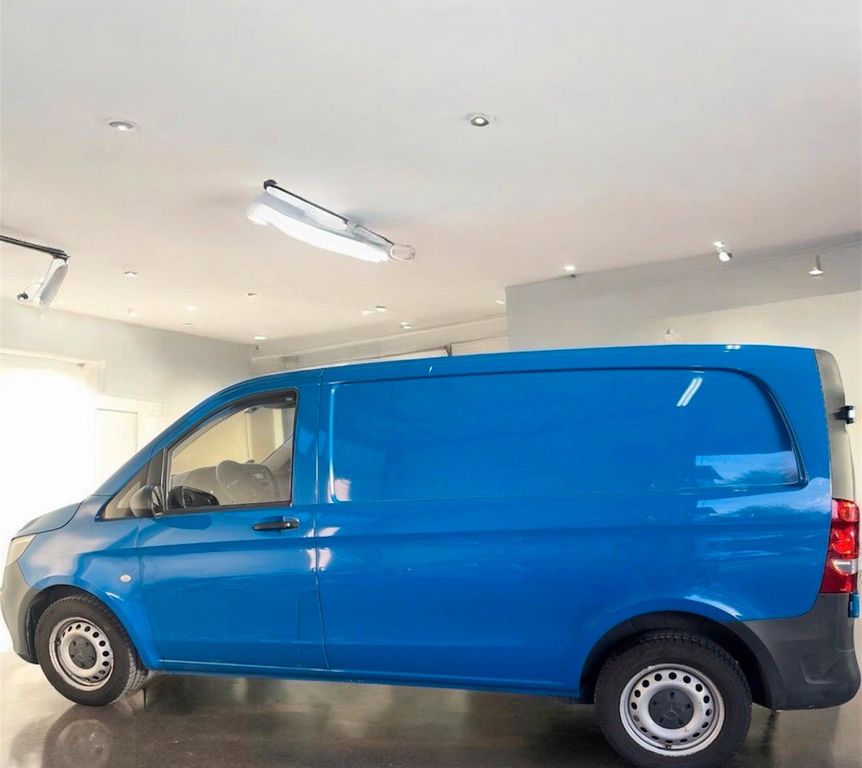 Image of Mercedes-Benz Vito