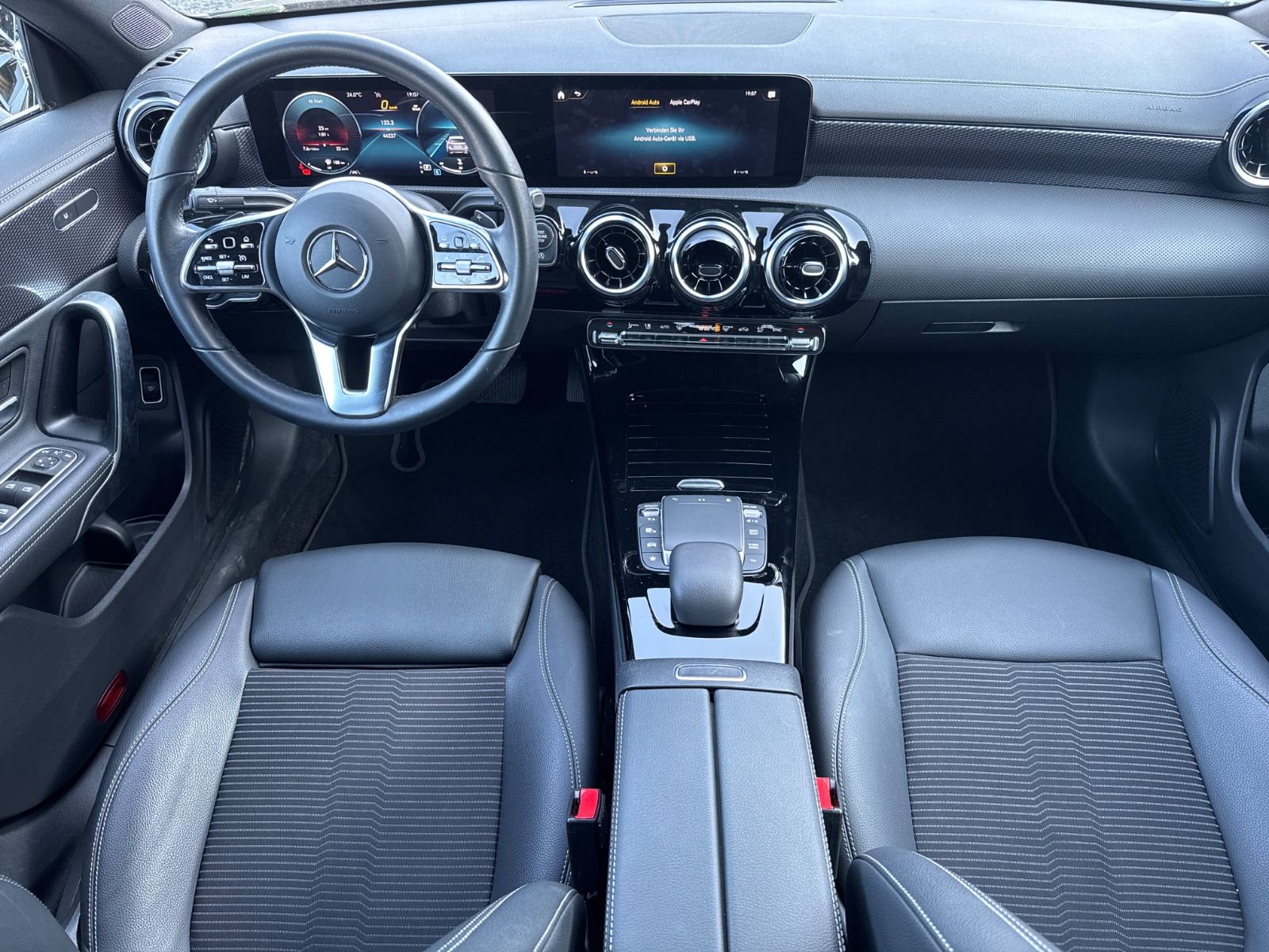 Mercedes-Benz CLA 180 d LUXURY 1HD KAMERA PDC T.LEDER foto 7