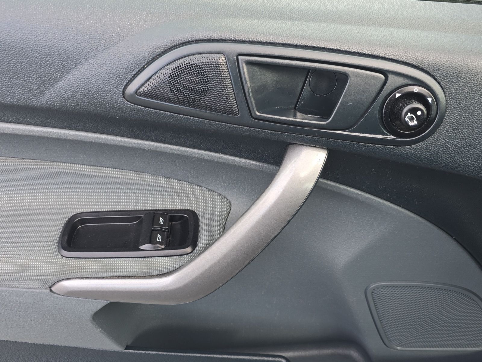 Fahrzeugabbildung Ford Fiesta Trend AUS 1.HAND KLIMA