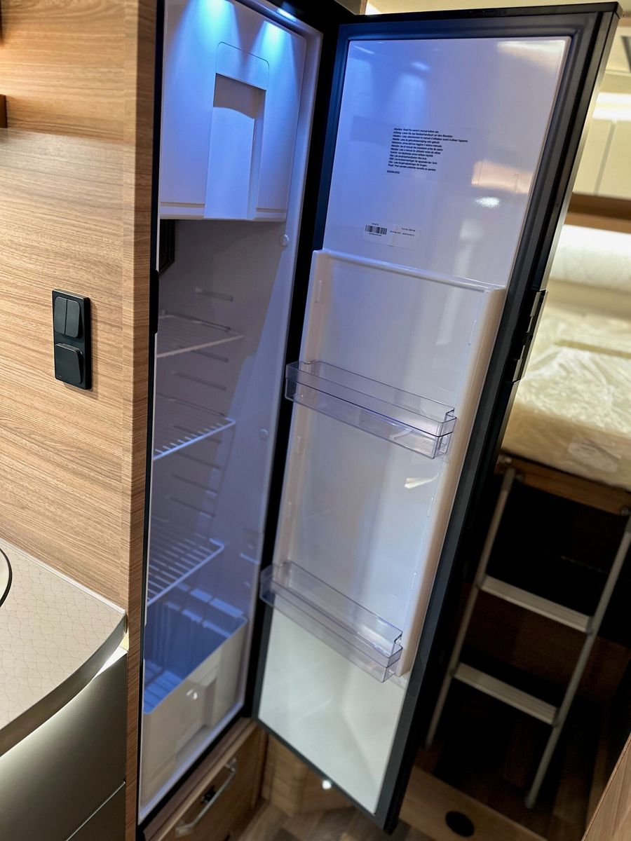 Fahrzeugabbildung Weinsberg CaraCompact MB EDITION PEPPER 640 MEG AKTION