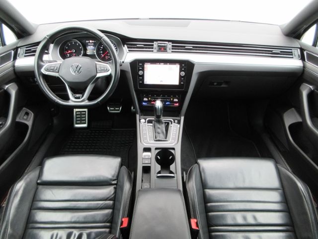 Passat Variant 2.0 TSI 272 PS 4M DSG R-Line PANO