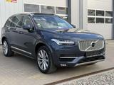 Volvo XC90 Inscription AWD - blaue Volvo XC90