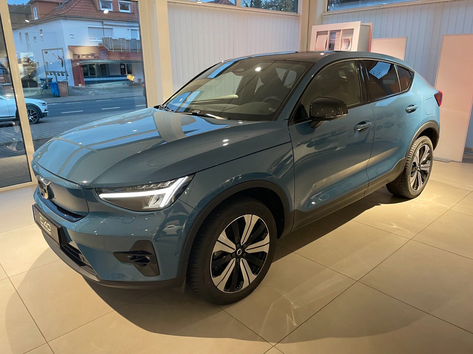 Volvo C40 Ultimate Recharge Pure Electric 2WD imagem 2