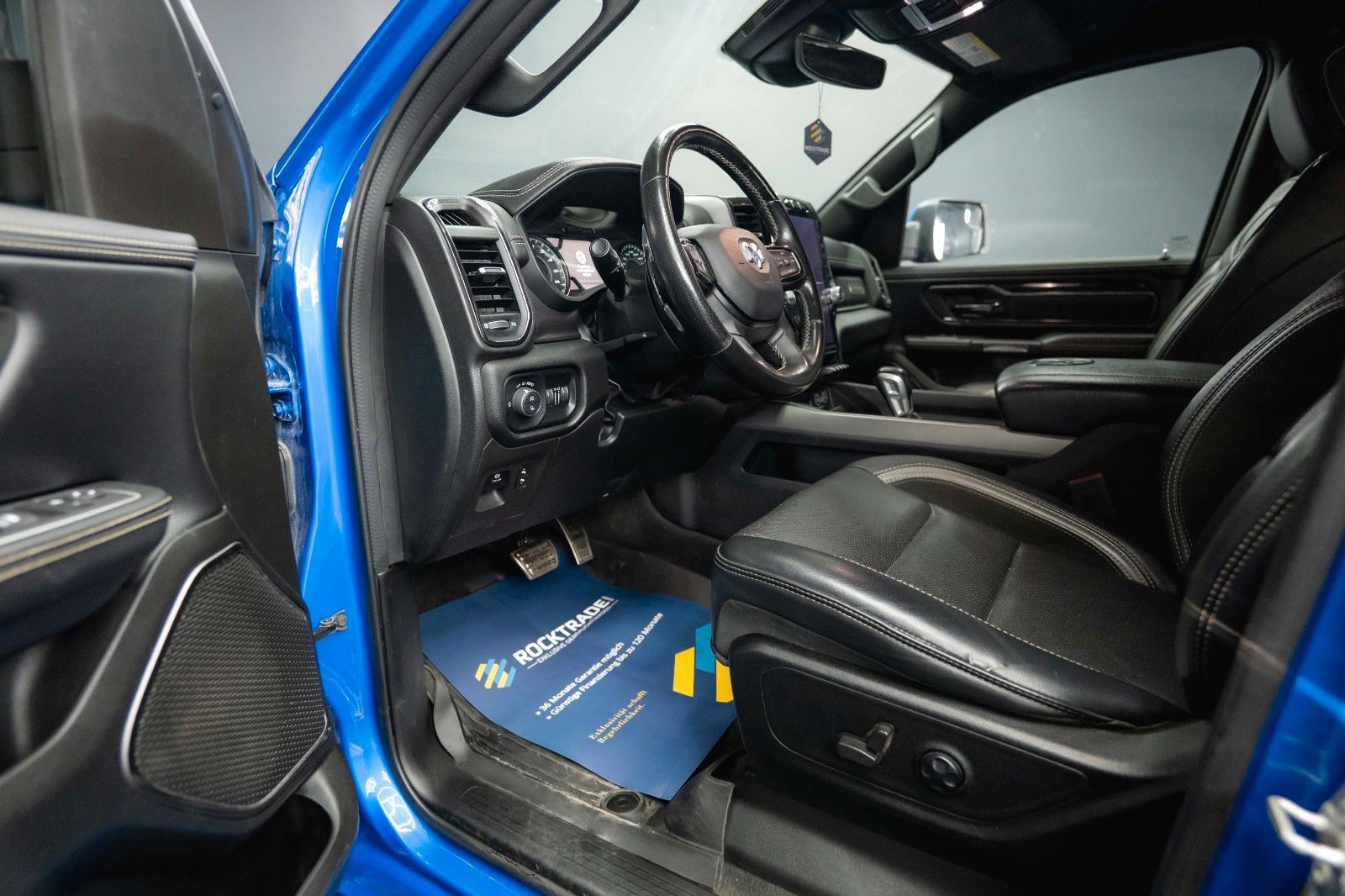 Fahrzeugabbildung Dodge RAM 5.7 V8 HEMI 4x4 NIGHT GT SPORT Night-Paket