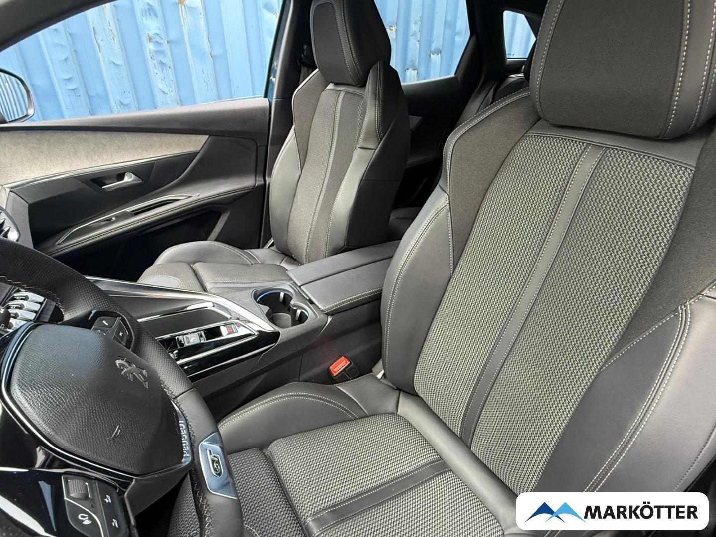 Peugeot 3008 GT ACC/BLIS/CAM/DAB/LED/NAVI/PDC/SHZ