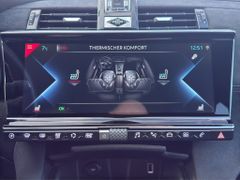 Fahrzeugabbildung DS Automobiles DS 7 Crossback 1.6 E-Tense 300 4x4 Performance L