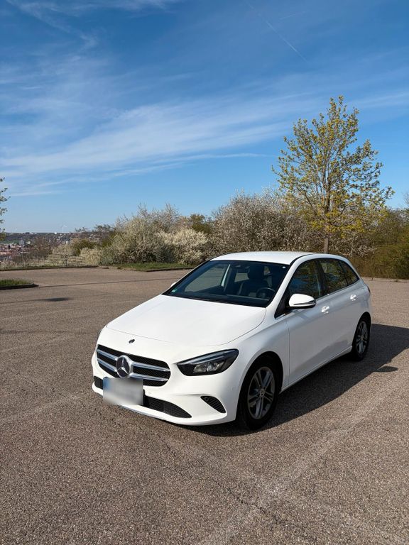 Image of Mercedes-Benz B 180