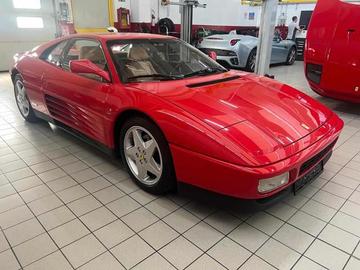 1990 Ferrari 348 照片 2