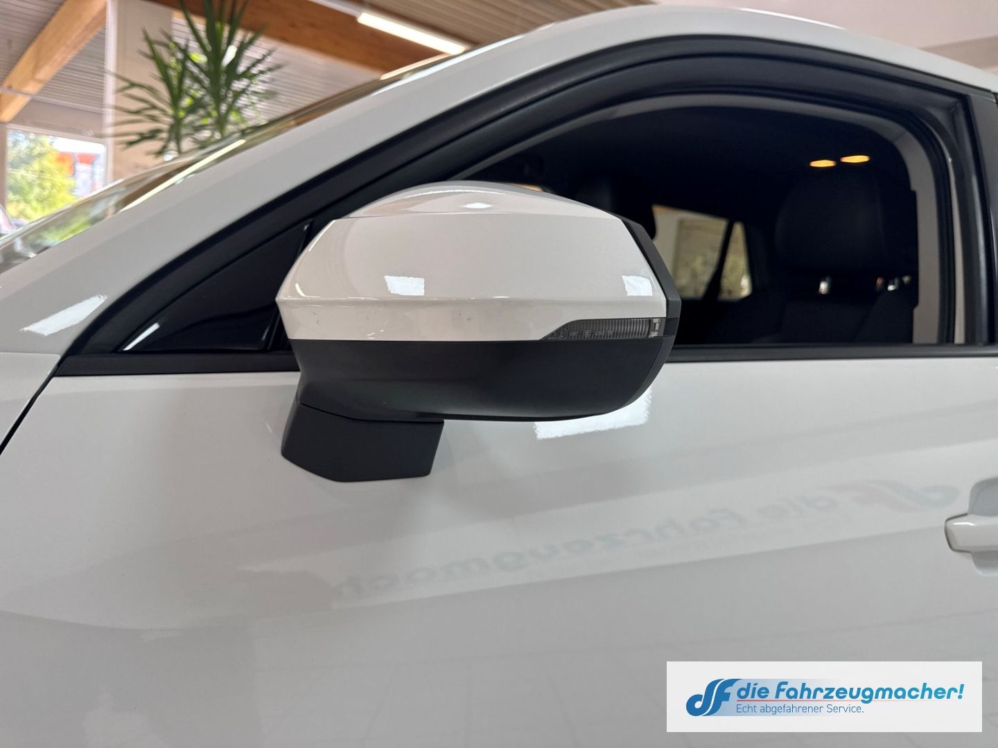 Fahrzeugabbildung Audi Q2 sport Sportpaket Navi Digitales Cockpit LED A