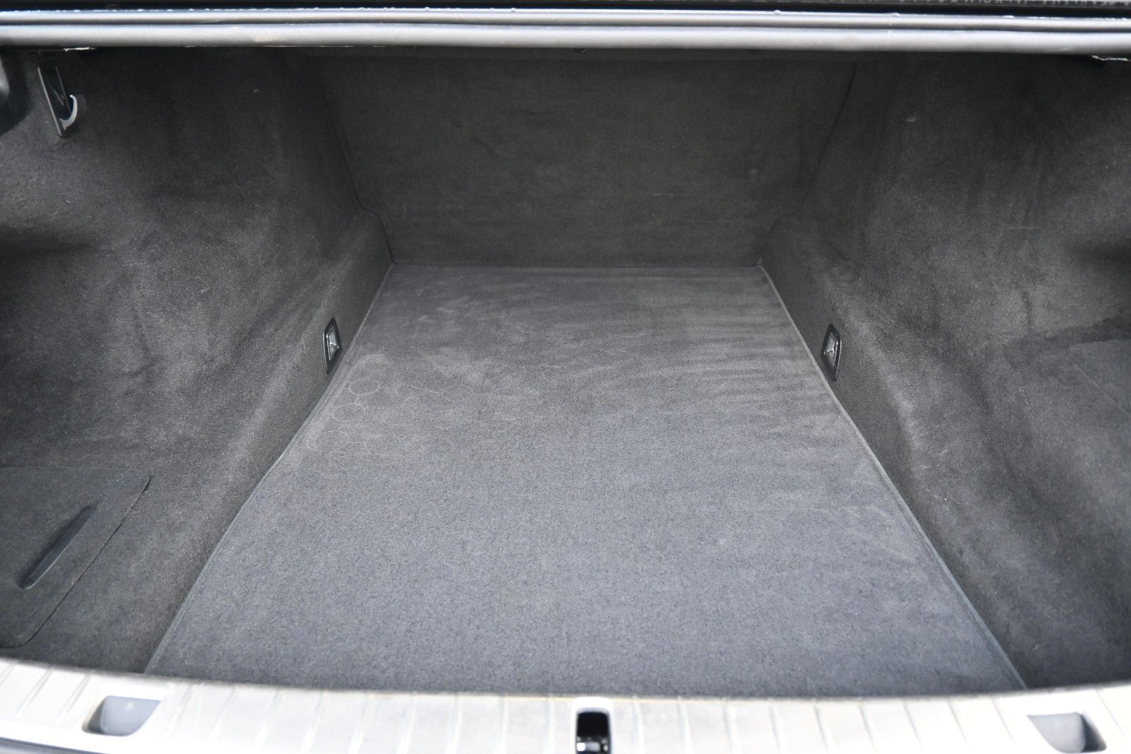 Fahrzeugabbildung BMW 740 d xDrive *STHZ*GD*Soft-C*Mietkauf o.Schufa