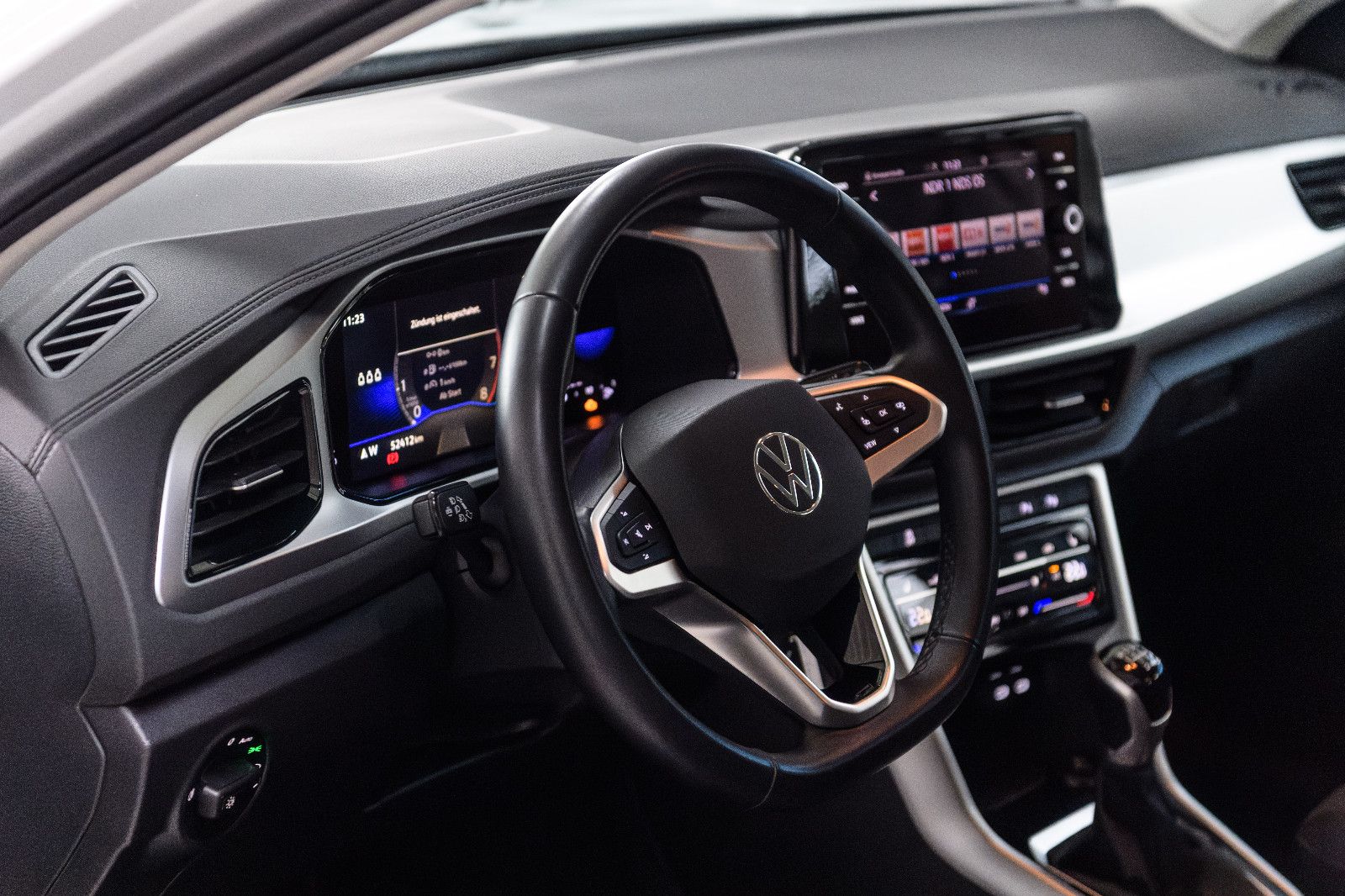 Fahrzeugabbildung Volkswagen T-Roc Life 1.0 TSI NAVI+PDC+SHZ+APP