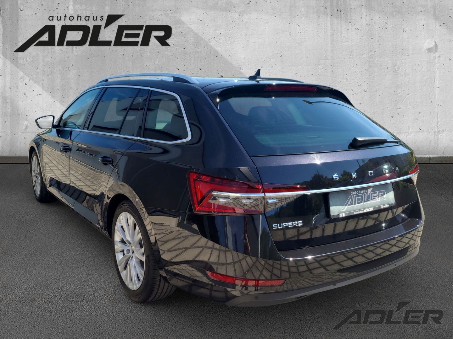Skoda Superb Combi 2,0 TSI DSG Style AHZV Navi foto 5