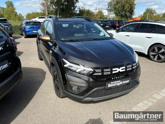 Fahrzeugabbildung Dacia Sandero Stepway Extreme TCe 90 Automatik Kamera