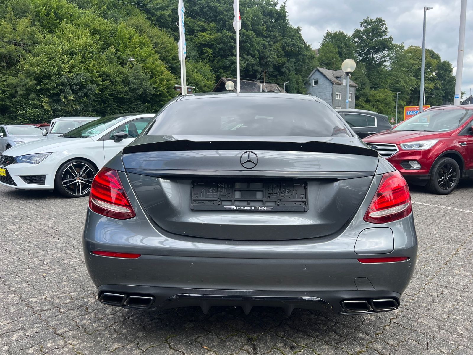 Fahrzeugabbildung Mercedes-Benz E 350 E -Klasse Lim. E 350 e