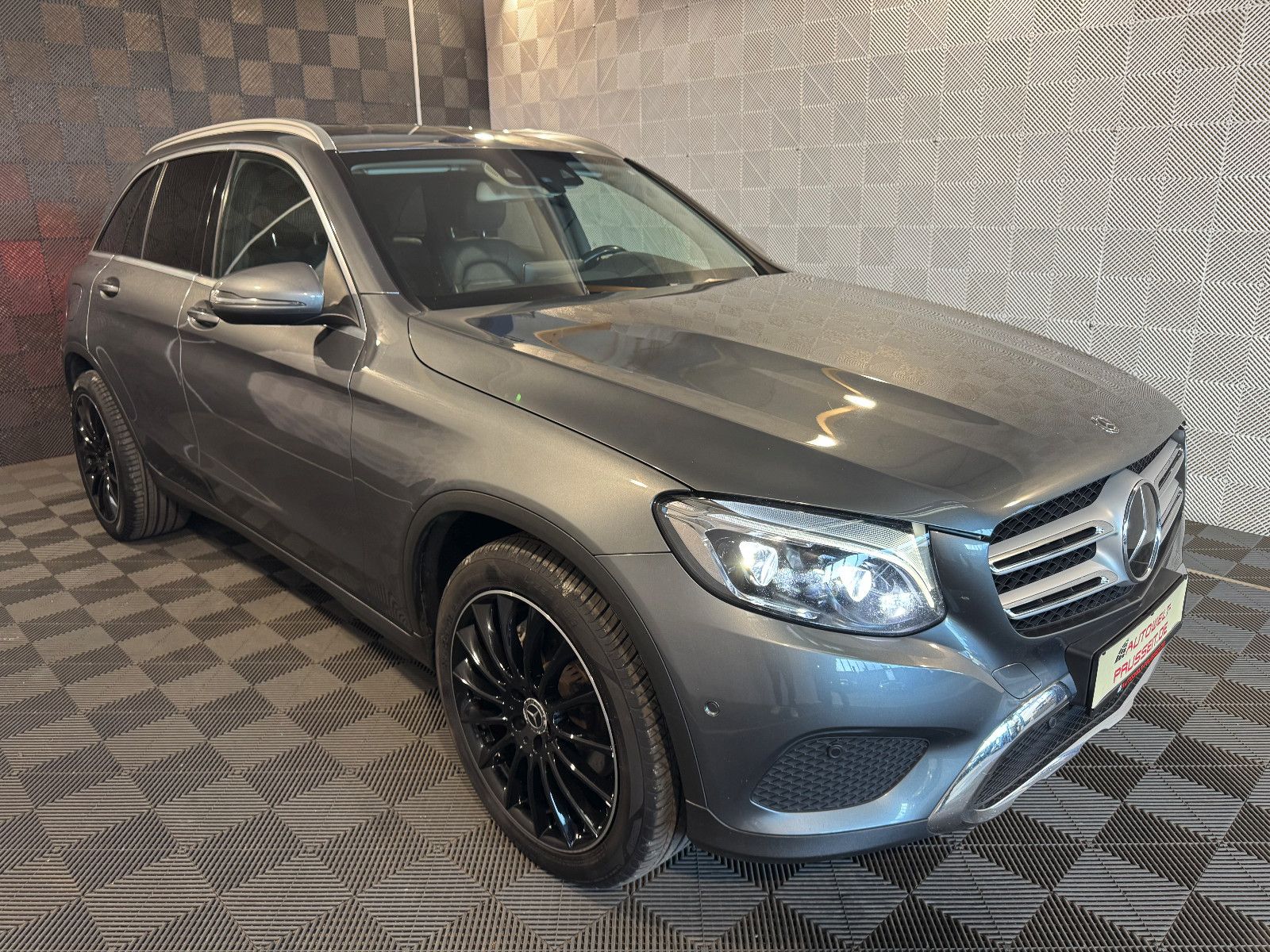 Gebrauchtwagen Mercedes-Benz GLC 250 GLC 250 4M*EXLUSIVE*BURMESTER-ACC-R.KAM-TOTW-LED in Horb am Neckar