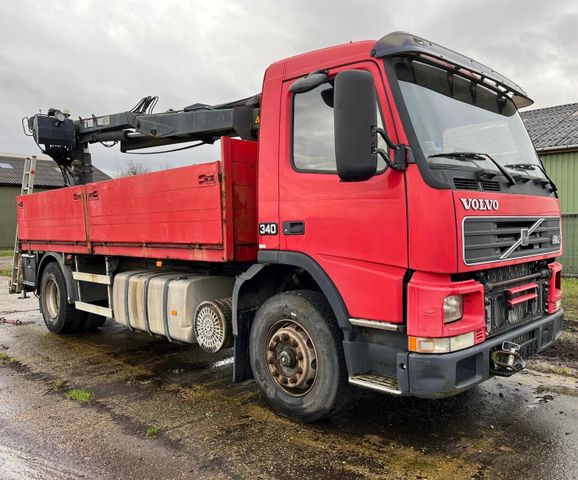 Volvo FM12 Pritsche+HIAB Kran/Blatt-Blatt/