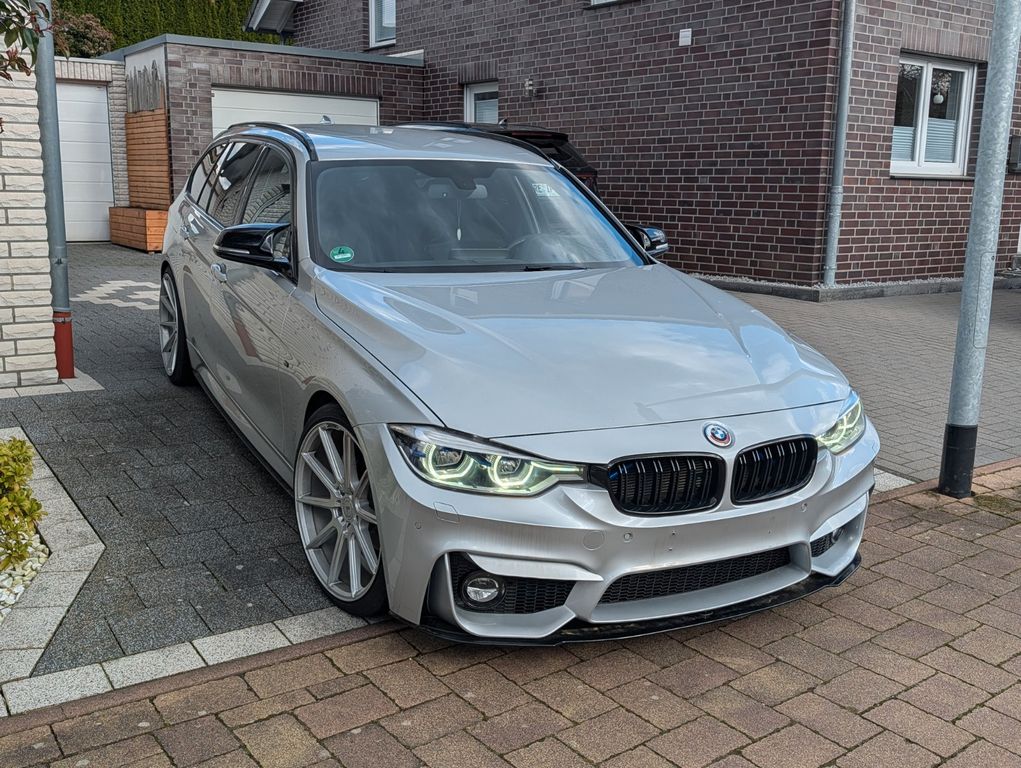 Image of BMW 320