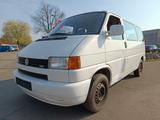 Volkswagen T4 Caravelle 2,5-l-Diesel TDI 65kW - Volkswagen aus 2003: Caravelle