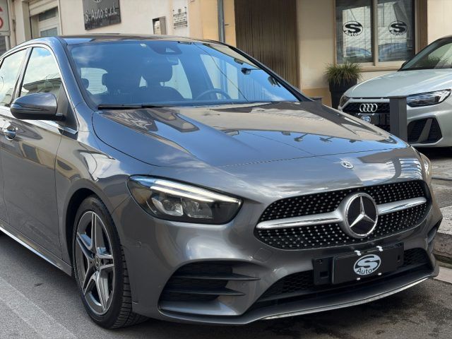 Mercedes-Benz MERCEDES-BENZ B 180 d Automatic Premium AMG imagem 2