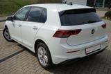 Volkswagen Golf VIII 1.5 16V TSI Life LED Klimaaut. ACC PDC - Volkswagen Golf: 1.5