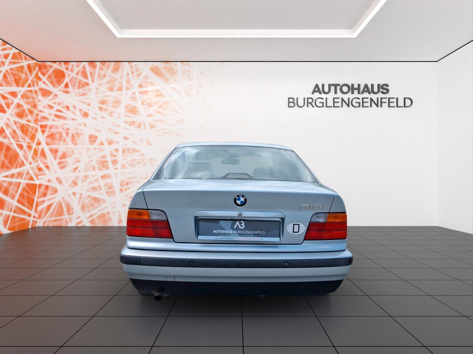 Fahrzeugabbildung BMW 318 ! Schiebedach ! SHZ ! PDC ! TÜV 05/26