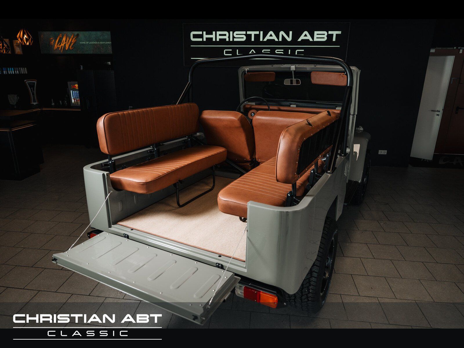 Fahrzeugabbildung Toyota FJ43 restauriert * Servo * H-Zulassung * 7-Sitze