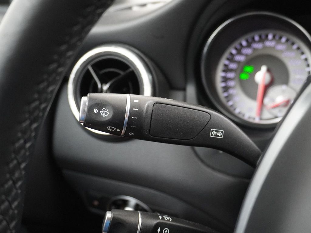 Mercedes-Benz CLA 180 CDI Ambition navi