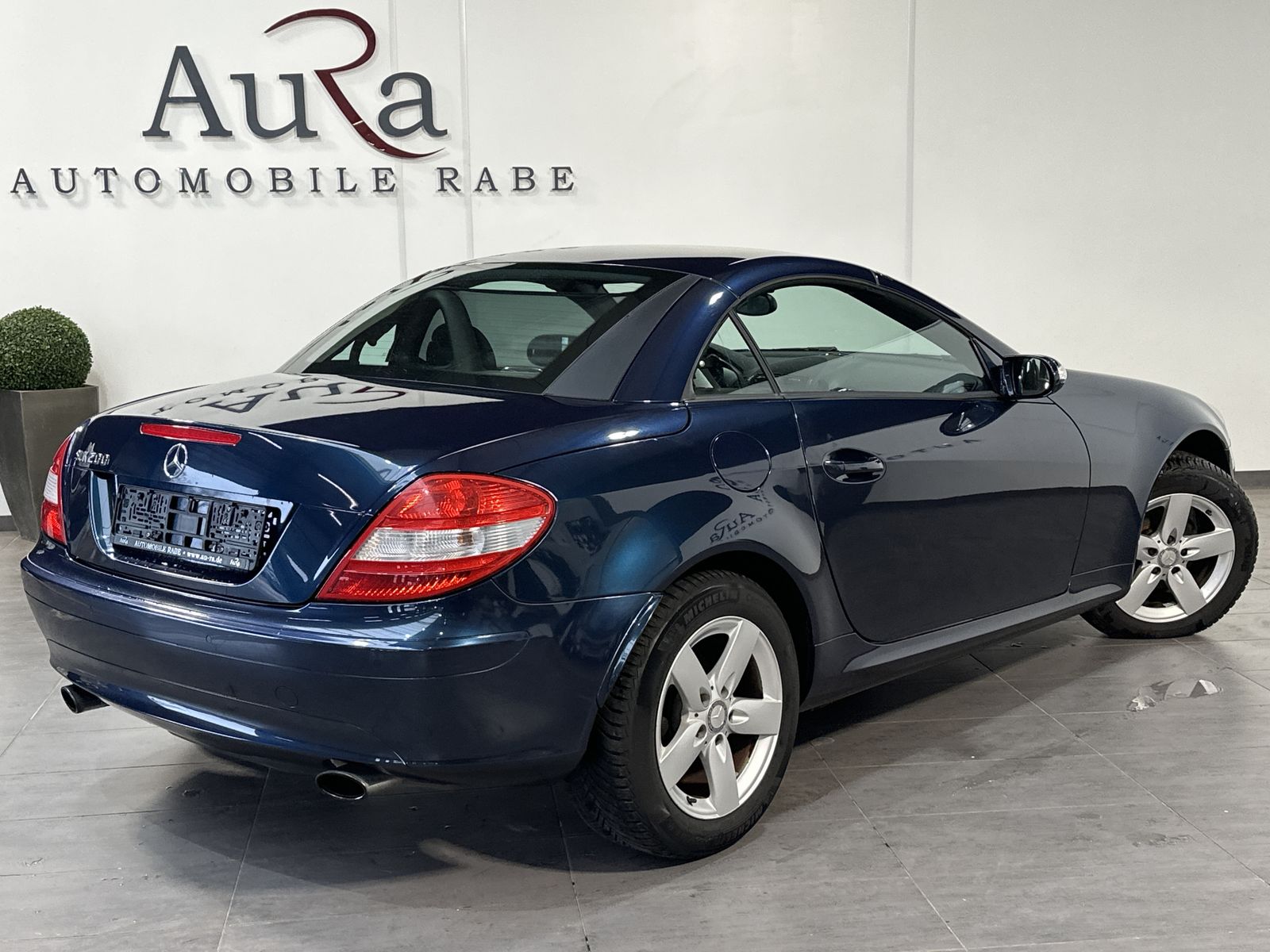 Fahrzeugabbildung Mercedes-Benz SLK 200 Kompressor SHZ+KLIMAAUTOMATIK+PTS+TEMPOM