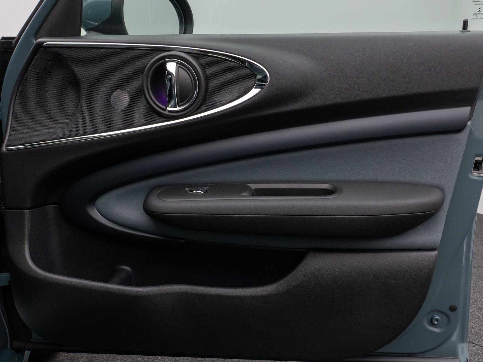 Fahrzeugabbildung MINI John Cooper Works Clubman Panorama HUD H/K Voll