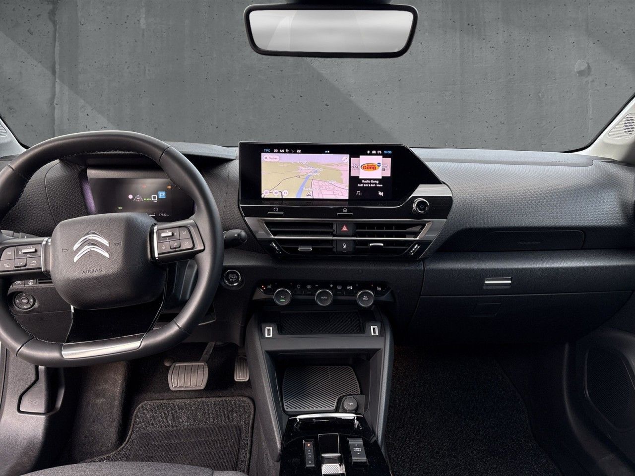 Fahrzeugabbildung Citroën ë-C4 136 Shine