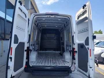 Volkswagen Crafter - 9