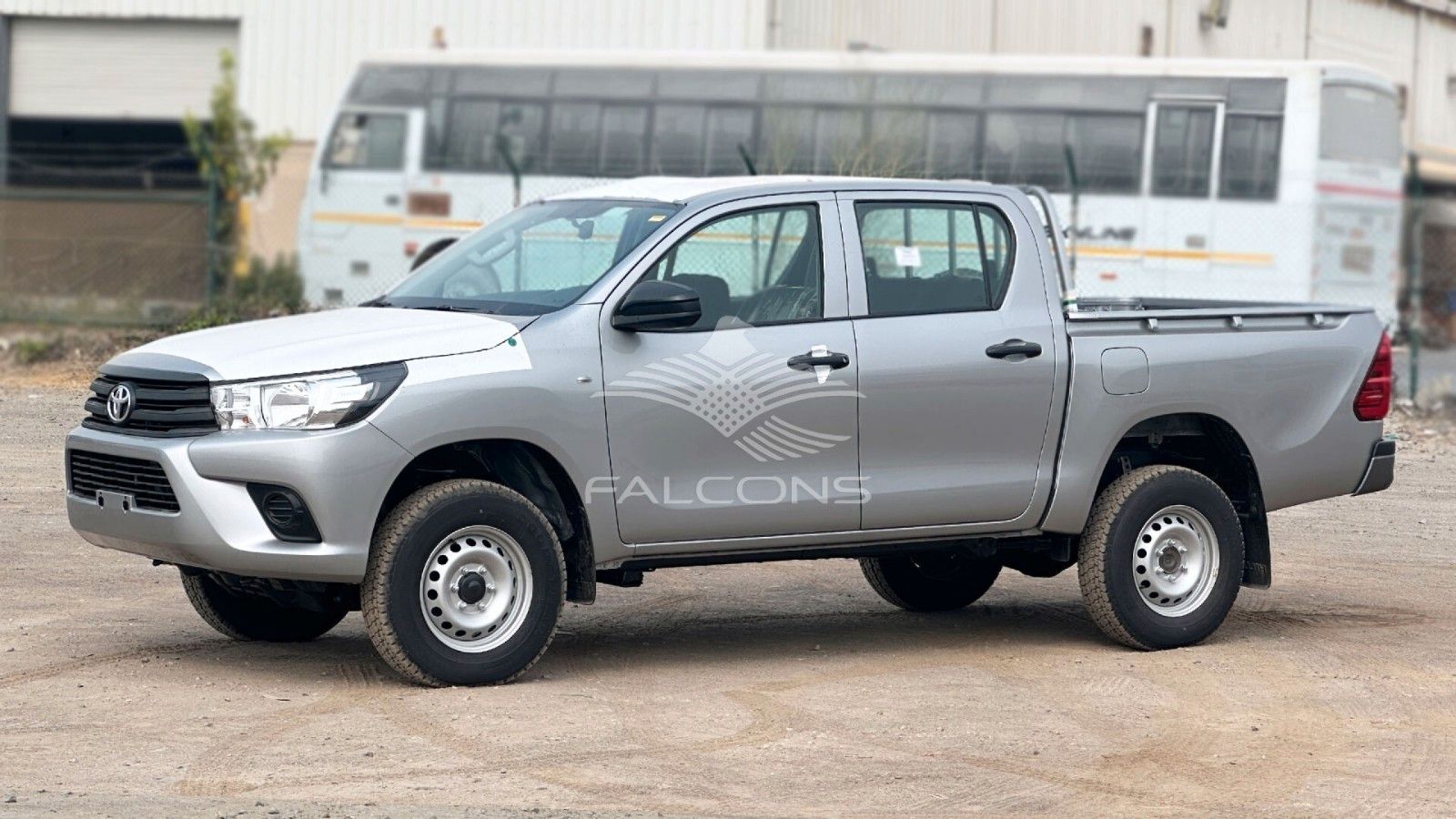 Toyota HILUX DC 4WD/ 2.4L 2026 *FOR EXPORT OUT OF EU* imagem 2